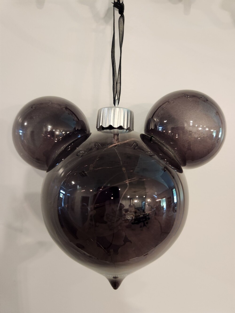 Disney Epcot Illuminations Farewell 2019 Ornament Mickey Ears - Picture 5 of 9